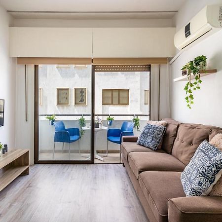 Eleni'S 1-Br Apt In Larnaca Center Kültér fotó