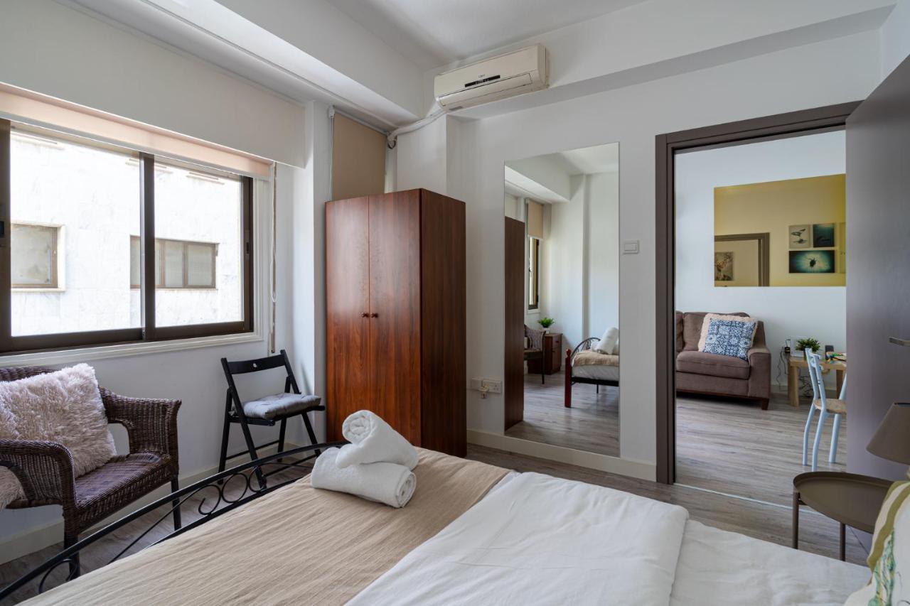 Eleni'S 1-Br Apt In Larnaca Center Kültér fotó